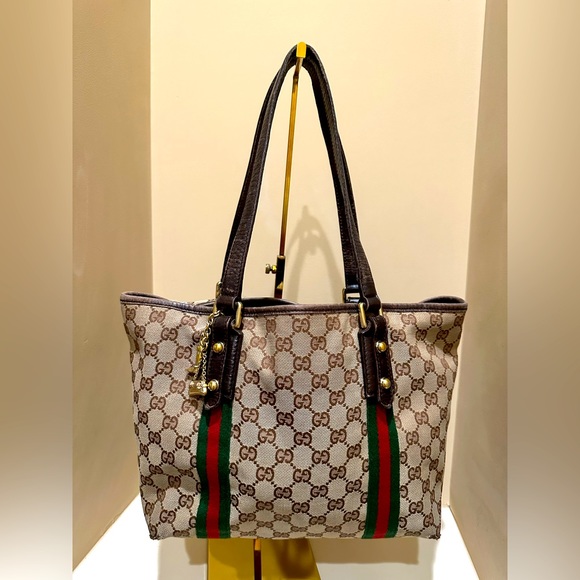 Gucci Sherri Line GG Padlock Tote with Charms - Picture 2 of 16